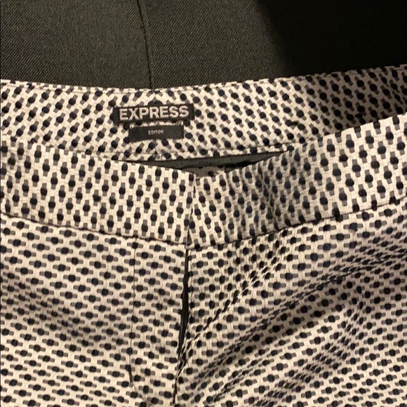 Express crop editor pants. - Picture 2 of 2
